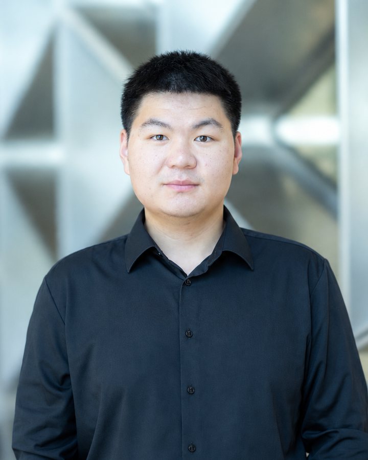 Portrait of Shengli Zhu